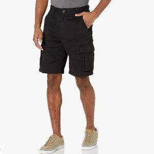 Amazon Essentials Men's Classic-fit Cargo Short in Black Size 38